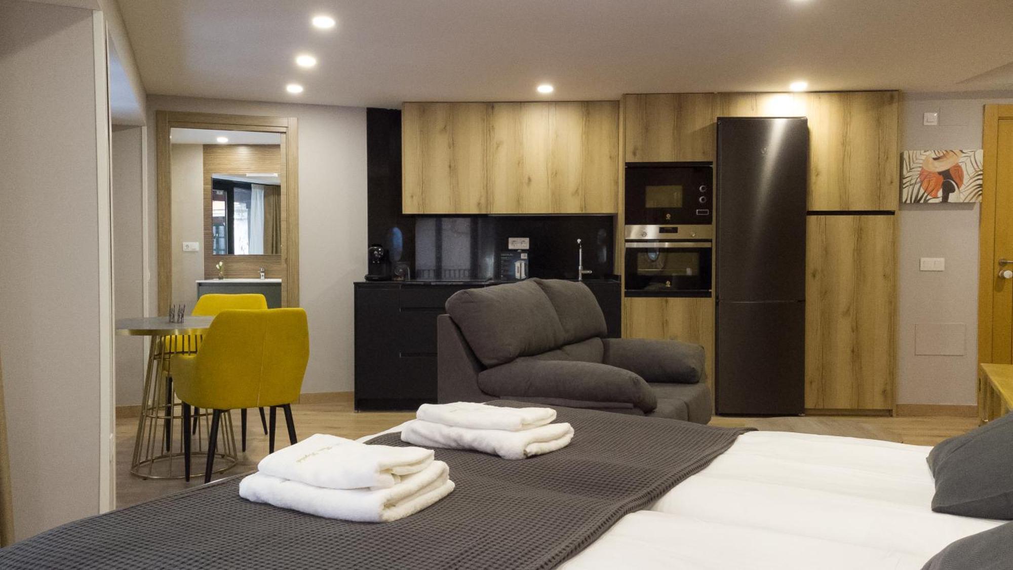 Apartamentos San Pedro Regalado Валадоид Екстериор снимка